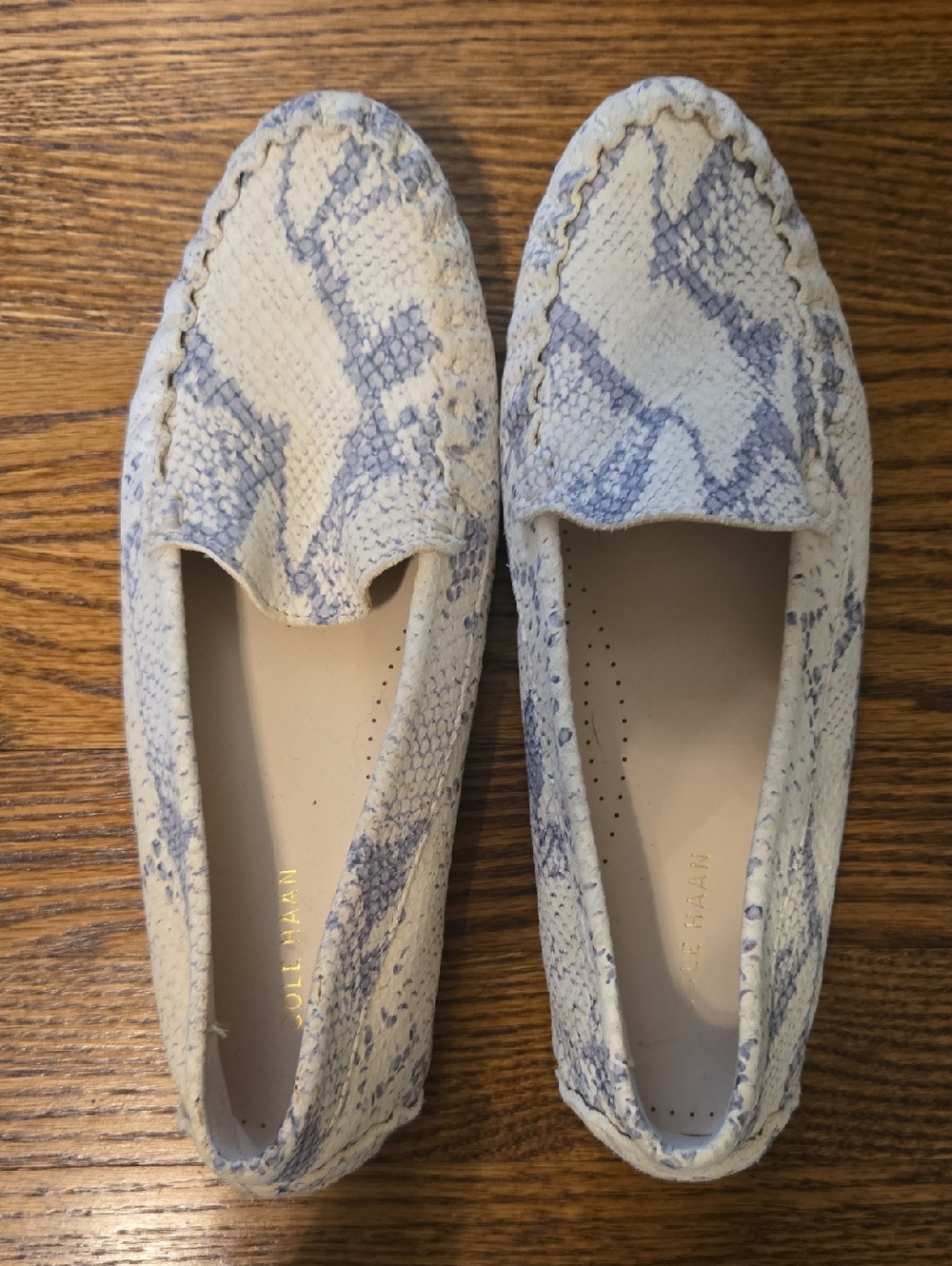 Cole Haan Ivory and Gray Snakeskin-Print Loafers 9.5